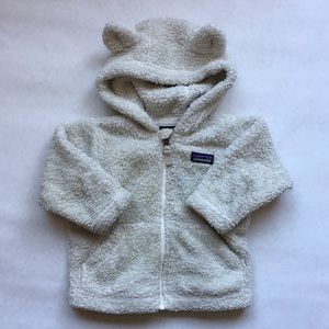 Patagonia baby furry friends hoody in white